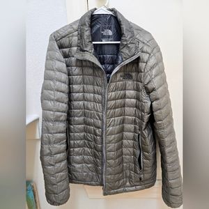 NWOT Men's Thermoball North Face Jacket